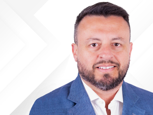 Augusto Antonio Robles, D.D.S., M.S., D.M.D.