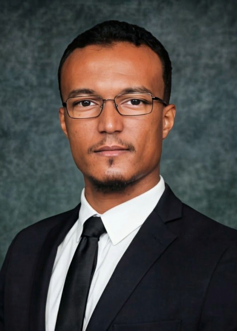 Photo of graduate student Mohammed Alzeen.