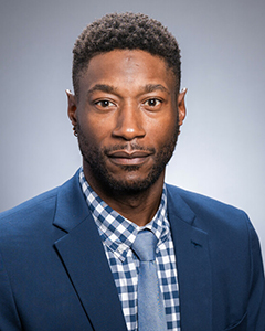 Kevin Davis
