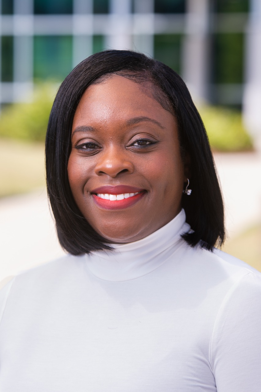 Environmental headshot of Eboni Austin (Business Officer II, Microbiology)