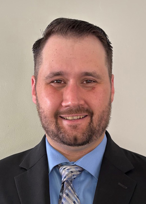 Headshot of Dr. Carlson