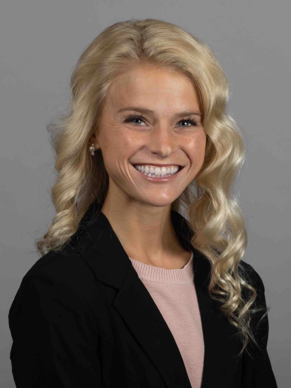 Amanda Cuomo, M.D.