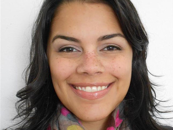 Dr. Sarah Dos Anjos.