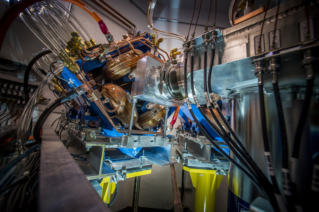 RS2956 cyclotron 93 scr