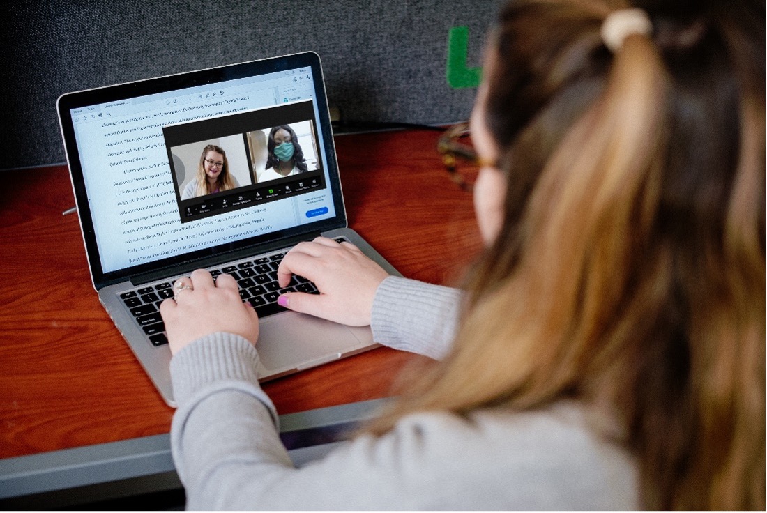 Student in a video meeting with classmates